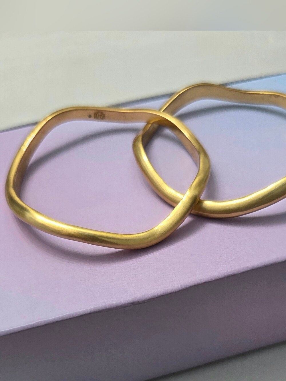 Julie Vos 24K Gold Plate Wave Bangle - Picture 3 of 7